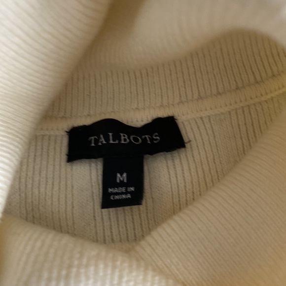 Cream turtleneck sweater. - Picture 2 of 4